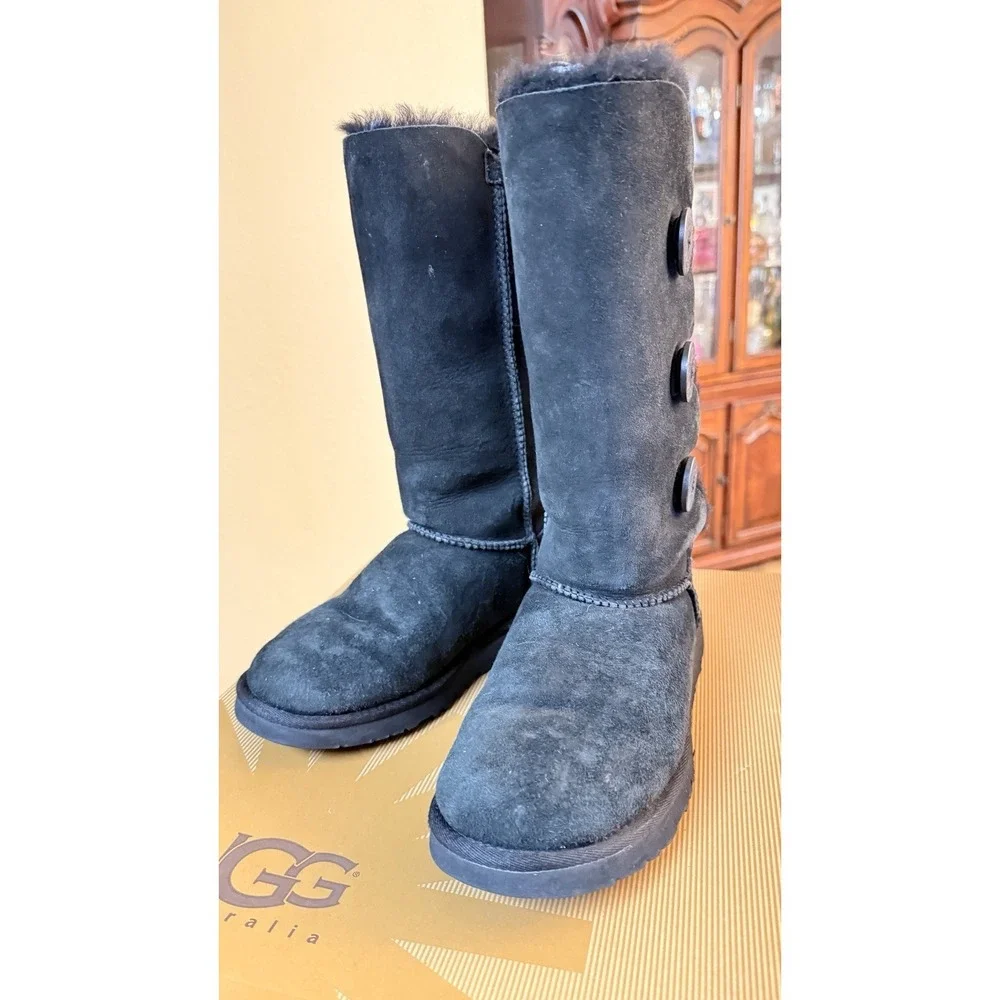 UGG Bailey Button Triplet Tall Boots Black Sheepskin Suede Womens Size 7